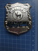 2018 brand new Suffolk county police NY Replica  metal insignia souvenir badge bull badge number 2627 - Badgecollection